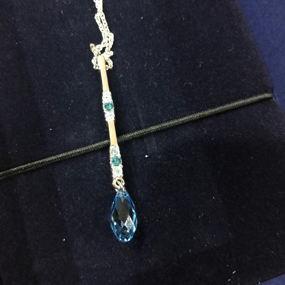 NWT Swarovski aqua pendant necklace
